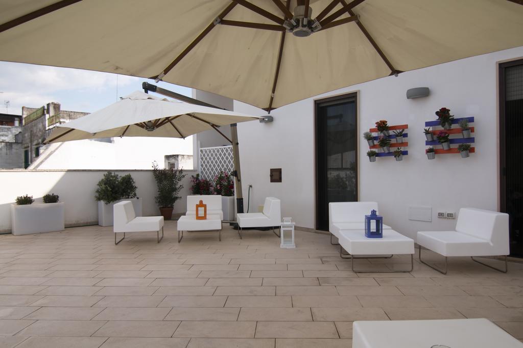 Golden House Hotel Mesagne Exterior foto